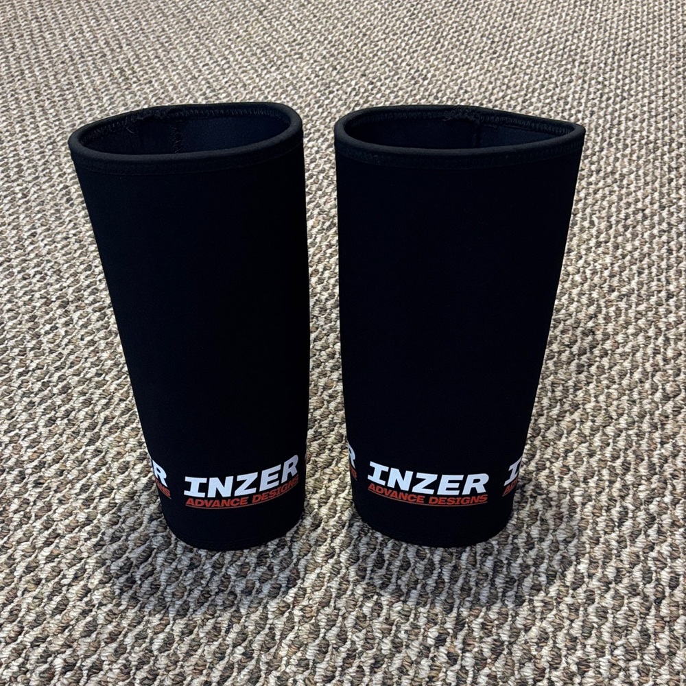 Black Knee Sleeves